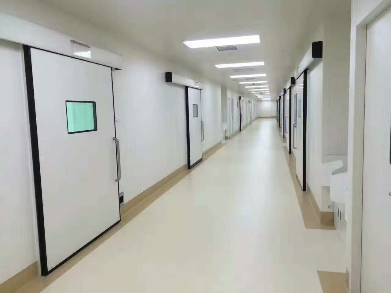 自动门